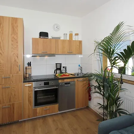 F-1093 Elise Ferienwohnung Nr 01 شقة غورين